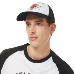 Stranger Things 4 Cosplay Prop The Hellfire Club Halloween Karneval Hut -DEKORATIONSGESCHÄFT 60050 2